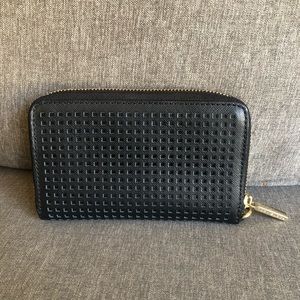 Tory Burch Bags - Tory Burch Black Wallet Tory Burch Bags - Tory Burch Black Wallet